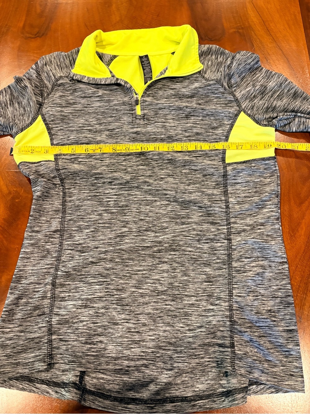 Active wear,  Gray Quarter-Zip Pullover with Neon Yellow Accents, size M - Picture 5 of 6